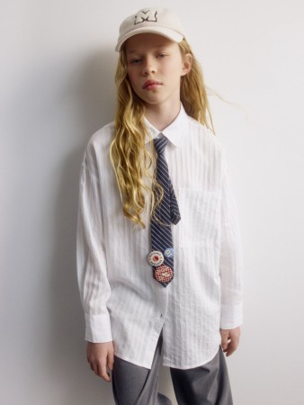 удлиненная рубашка в полоску для девочек фотография