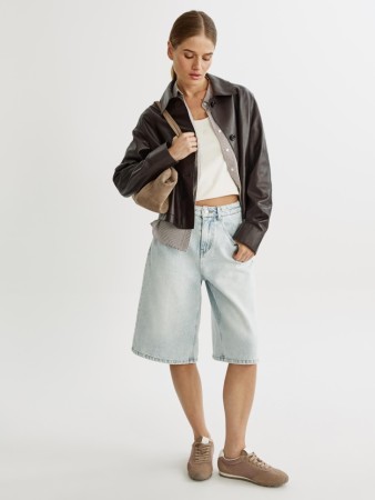 удлиненные джинсовые шорты-бермуды - женские шорты удлиненные 