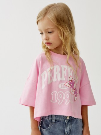 укороченная футболка с принтом для девочек фотография