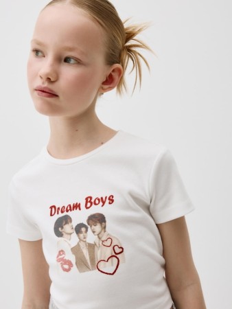 укороченная футболка с принтом w24 для девочек фотография