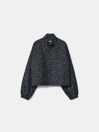 укороченная куртка с принтом для девочек фотография