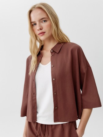 укороченная рубашка оверсайз из смесового льна фотография