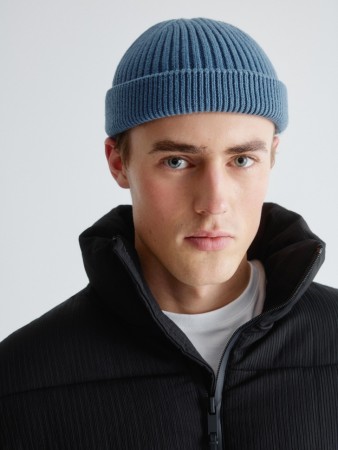 укороченная шапка-бини в рубчик - аксессуары укороченные 