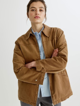 утепленная хлопковая куртка с эффектом стирки фотография