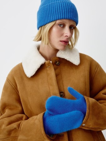 варежки женские из смесовой ангоры фотография