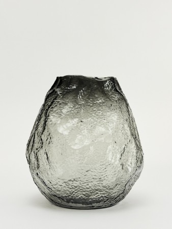 ваза из стекла с рельефным узором фотография