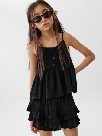 вискозный топ на бретелях для девочек фотография