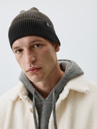 вязаная шапка из коллаборации  x союзмультфильм - головные уборы однотонные 