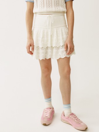 вязаная юбка из ажурного трикотажа для девочек фотография