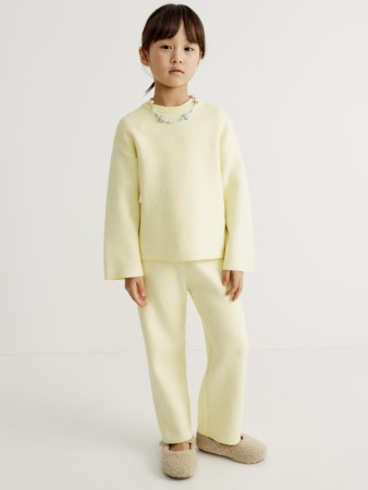 вязаные брюки для девочек фотография