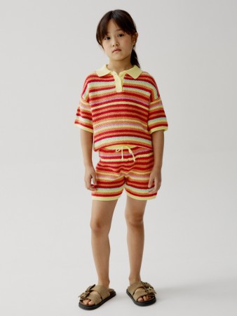 вязаные шорты в полоску для девочек фотография