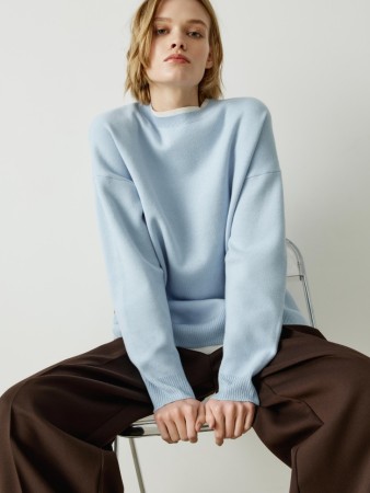 вязаный джемпер с многослойным эффектом фотография