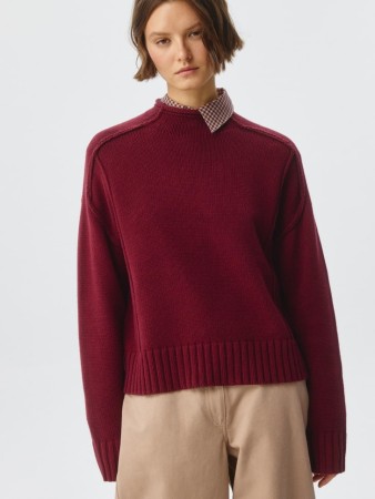 вязаный джемпер фотография