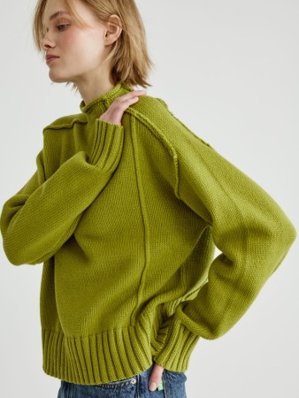 вязаный джемпер фотография