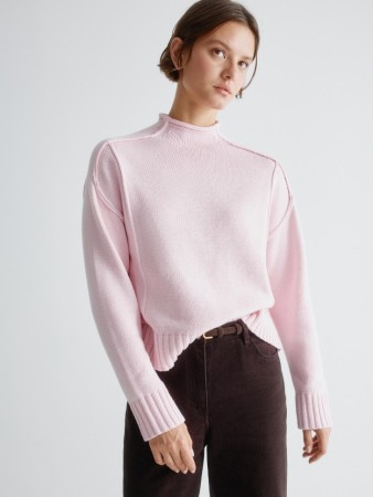 вязаный джемпер фотография