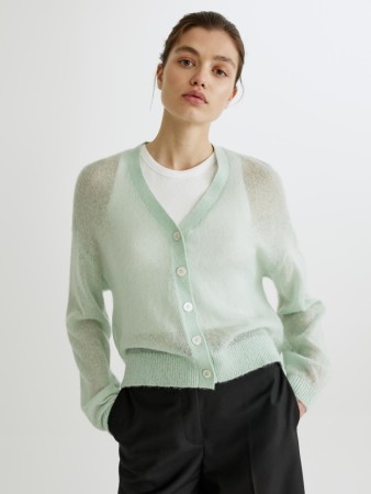 вязаный кардиган с содержанием мохера и шерсти фотография