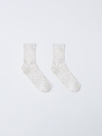 высокие носки в рубчик фотография