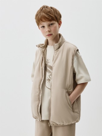 жилет утепленный детский фотография