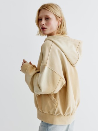 зип-худи оверсайз с эффектом кислотной стирки и спрея фотография