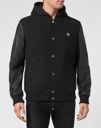 бомбер  фотография