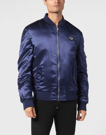 бомбер  фотография