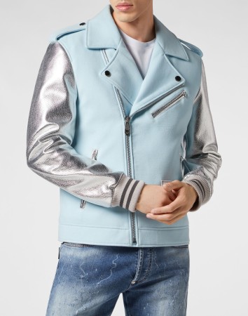 бомбер  фотография