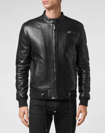 бомбер  - верхняя одежда американская 