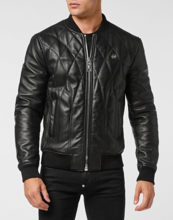 бомбер  фотография