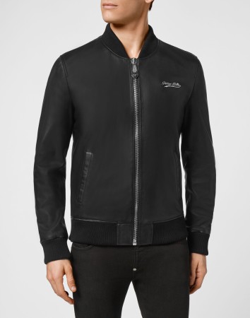 бомбер  фотография