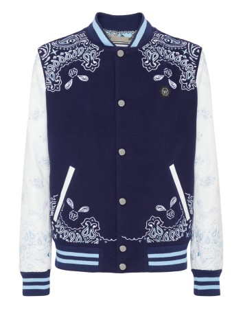 бомбер  фотография