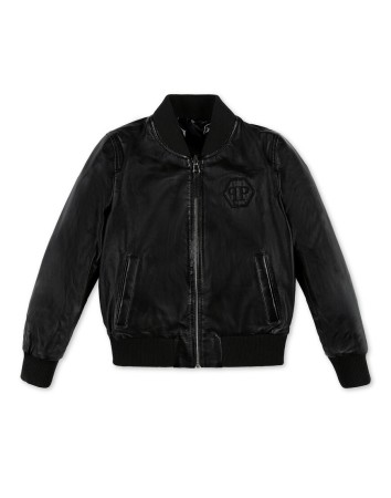 бомбер  - верхняя одежда для взрослых 