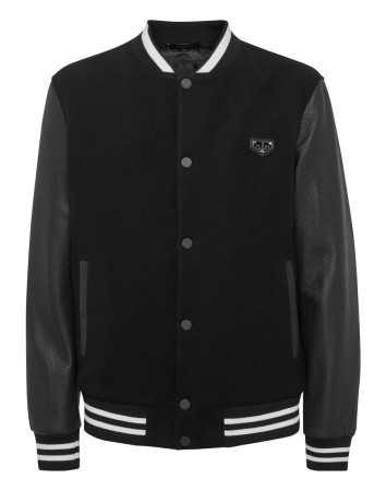 бомбер  - куртки по распродаже