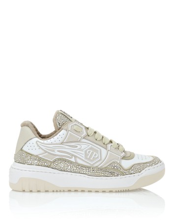 ботинки  - женская обувь на клепках 