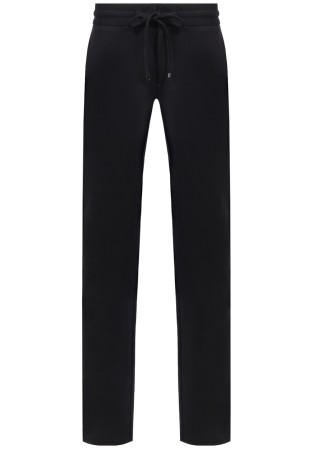 брюки на кулисе  фотография