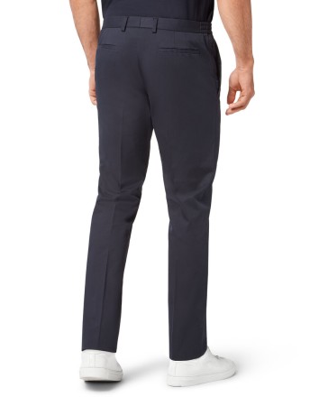 брюки зауженные  фотография