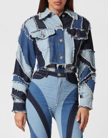джинсовая куртка  - женская верхняя одежда