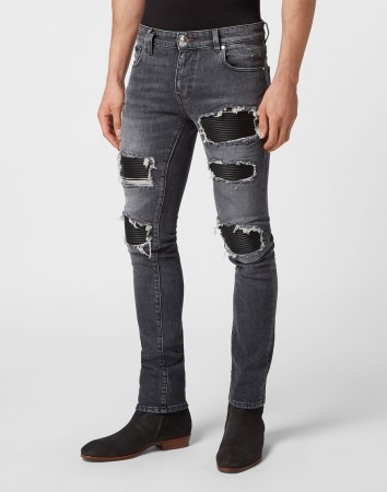 джинсы прямые и зауженные  фотография