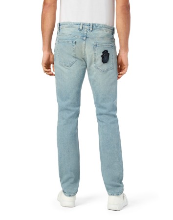 джинсы прямые  фотография