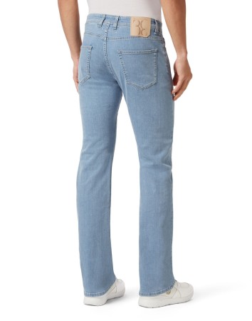 джинсы прямые  фотография