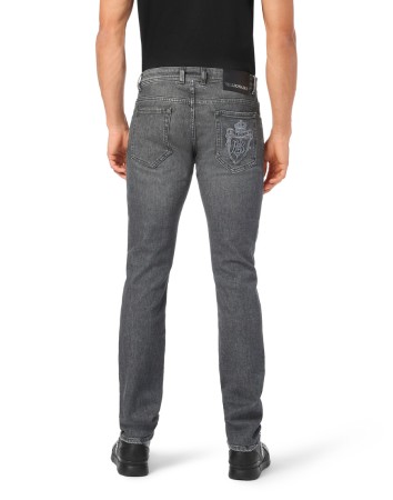 джинсы прямые  фотография