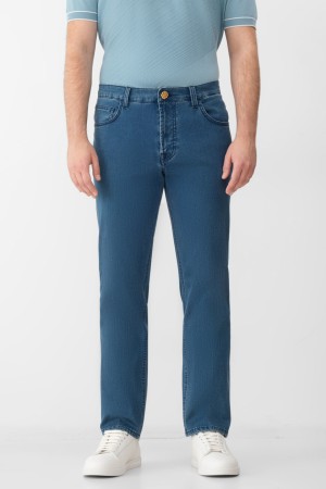 джинсы  фотография