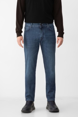 джинсы  фотография