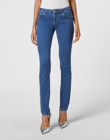 джинсы зауженные  фотография