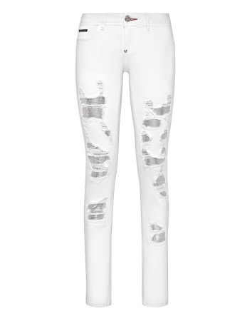 джинсы зауженные  фотография