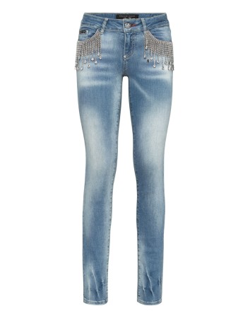 джинсы зауженные  фотография