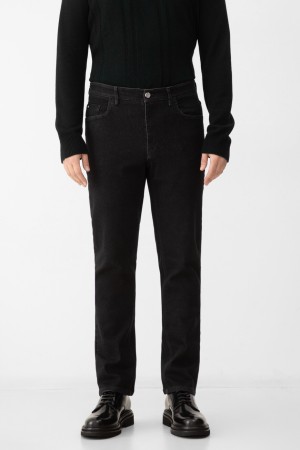 джинсы  - мужская одежда из денима 