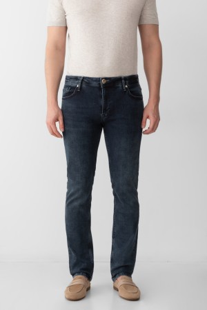 джинсы  - мужская одежда зауженная 