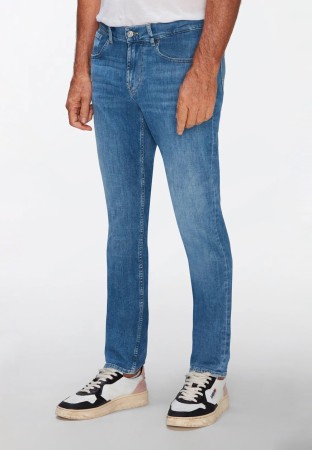 джинсы  фотография