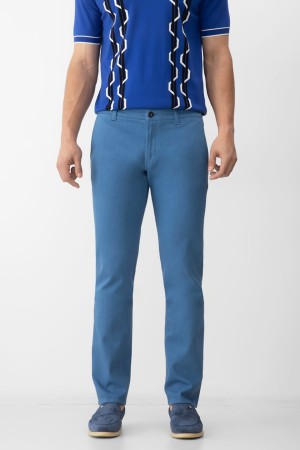 джинсы  - мужская одежда из денима 