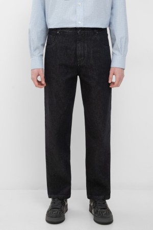 джинсы  - мужская одежда из денима 